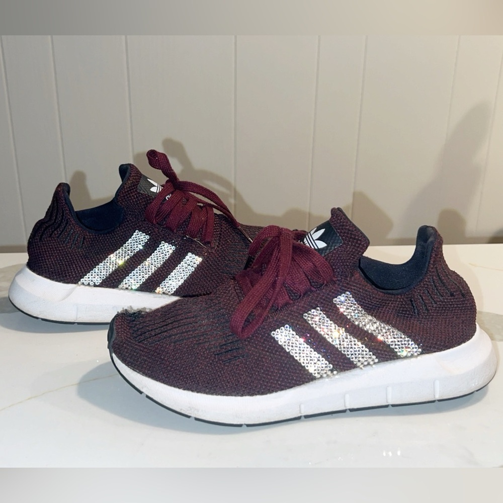 ADIDAS Swift Run Customized With Crystals